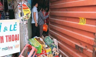 Thùng container văng vào nhà dân khiến 2 người thương vong