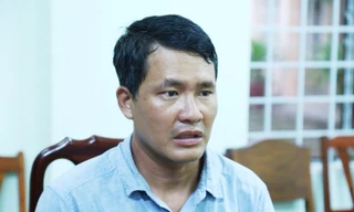 Tạm giữ đối tượng dùng dao giết chết bạn trai của vợ