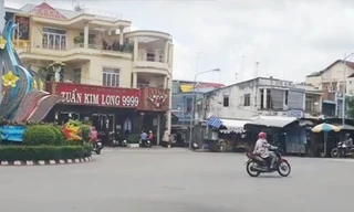 Lấy đất quy hoạch công viên làm trạm ép rác, dân đồng loạt phản đối