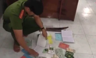 Tạm giữ kẻ cho vay nặng lãi 180%/năm