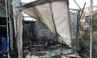 Hàng loạt cơ sở kinh doanh bị lửa thiêu rụi lúc rạng sáng