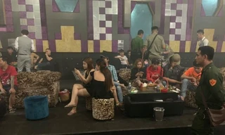 Quán bar ‘liều’ nhất Bình Dương, vô tư cho khách chơi ma túy