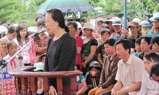 Nước mắt trong phiên tòa xử vụ vợ giết chồng