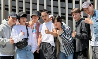 KAI "đầu trứng cút" lộ diện, nhóm EXO tề tựu tiễn em út lên đường nhập ngũ