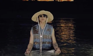 Sơn Tùng M-TP có động thái đầu tiên sau loạt scandal: Đăng ảnh ngồi thiền lúc nửa đêm?