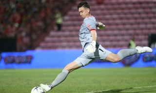 Văn Lâm xuất thần, Muangthong United nối dài chuỗi 7 trận bất bại 