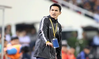 HLV Kiatisak: 'Thái Lan cần quên đi thất bại trước Việt Nam'