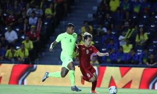 Tuyển Việt Nam dùng 'họng súng' Hoàng Anh đấu Curacao