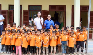 Tỉnh Đoàn Điện Biên cùng Hoa hậu Lương Thùy Linh khánh thành hai công trình nhân ái