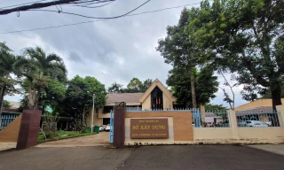 Đất thuộc trụ sở Sở Xây dựng Đắk Lắk nằm ở trung tâm TP Buôn Ma Thuột được bán với giá chỉ hơn 16 triệu đồng/m2