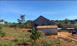 Phần đất cấp cho hộ ông Nguyễn Thanh Sơn trái quy định ở xã Trường Xuân