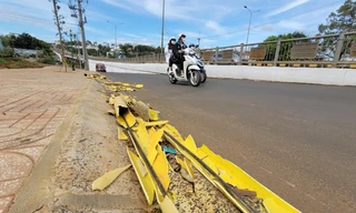 Hệ thống dây cáp đặt bên đường không được chôn xuống đường