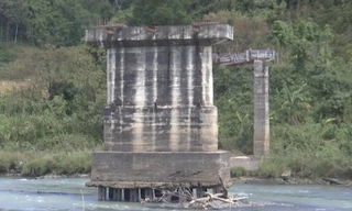 Đắk Lắk: Đề nghị giải trình vụ cầu bỏ hoang hơn 2 thập kỷ