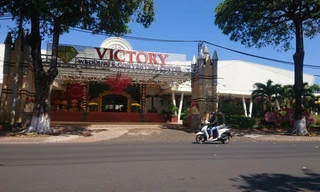 Đất quốc phòng thuộc quản lý của Bộ chỉ huy Quân sự tỉnh Đắk Lắk cho doanh nghiệp thuê làm nhà hàng tiệc cưới Victory