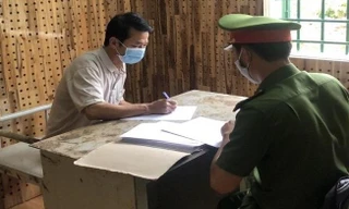 Hoàn tại cơ quan điều tra