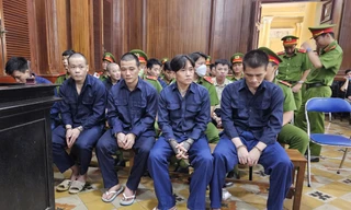 Các bị cáo tại phiên tòa.