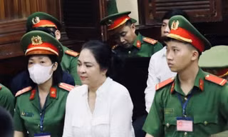 Bà Nguyễn Phương Hằng tại phiên tòa sơ thẩm.