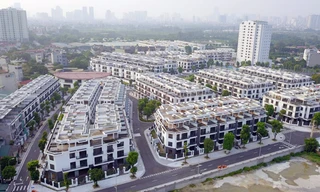 Hà Nội báo cáo dự án The Eden Rose 'vẽ' thêm tầng, xây trường học không phép