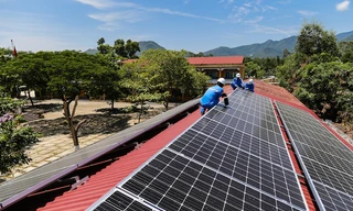 Thiết bị điện mặt trời ở Việt Nam phần lớn có xuất xứ từ Trung Quốc. Ảnh minh họa.