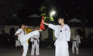 Lớp học ‘khiêm nhường, nhẫn nhịn’ miễn phí cho sinh viên