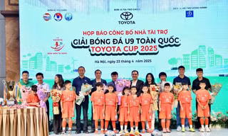 Tuấn Hải tiết lộ chuyện 'khóc nhè' tại Giải bóng đá U9 toàn quốc 2025