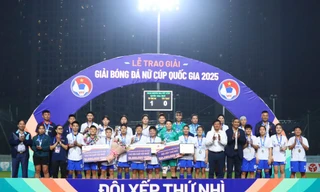 Giành ngôi á quân, CLB Nữ Thái Nguyên T&T được thưởng nóng nửa tỷ đồng