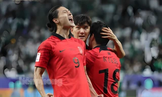 Hành trình kỳ lạ của 'nam thần' Cho Gue-sung: Từ hư vô đến đỉnh cao, xuống vực thẳm và quay trở lại