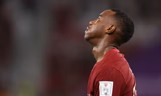 Qatar đi vào lịch sử World Cup với cột mốc đáng quên 