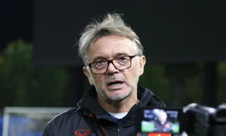 HLV Troussier: ‘Gặp Hàn Quốc không phải là bài kiểm tra, mà là một món quà’