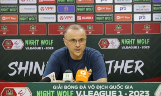 HLV Bandovic bảo vệ CĐV Nam Định, thừa nhận Hà Nội may mắn thoát bàn thua phút cuối