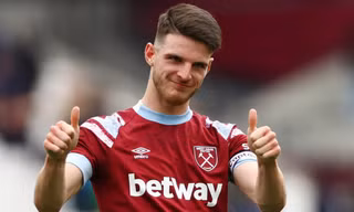 Vì sao Arsenal vẫn chưa chính thức công bố tân binh Declan Rice? 