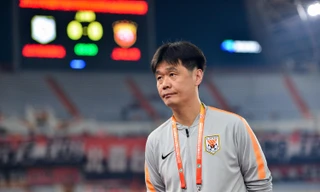 HLV Li Xiaopeng đang tạo nên 'nồi lẩu' ở ĐT Trung Quốc