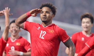 Lấy cảm hứng từ Nguyễn Xuân Son, bóng đá Trung Quốc xúc tiến 'thế hệ nhập tịch thứ hai' 