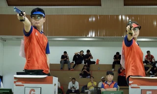 Nín thở với màn giành Vàng châu Á của hai xạ thủ Quang Huy, Thu Vinh 