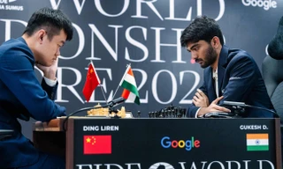 Giải vô địch cờ vua thế giới 2024: Ding Liren và Gukesh bất phân thắng bại ở ván 4