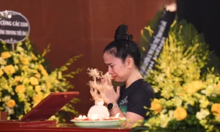 Tang lễ huyền thoại Bùi Lương: Cộng đồng điền kinh tiếc thương một tượng đài