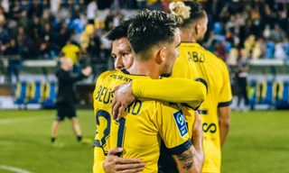 Đồng đội chia sẻ những điều thật lòng về Quang Hải và vấn đề của Pau FC 