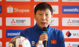HLV Kim Sang-sik: 'Bất kể đối thủ nào ở chung kết, ĐT Việt Nam vẫn phải cho thấy sức mạnh xứng đáng với ngôi vô địch'