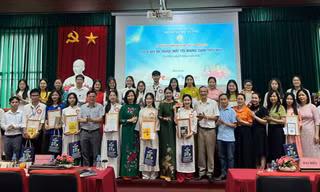 Trường Đại học Hà Tĩnh lan toả văn hóa đọc qua hội thi thuyết trình sách