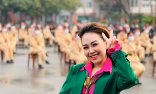 Đương kim Quán quân Sao Mai mở màn cho Chủ nhật Đỏ thành công rực rỡ