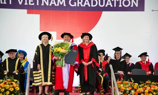 Ông Jimmy Phạm - Nhà sáng lập doanh nghiệp xã hội đầu tiên của Việt Nam được trao bằng Tiến sĩ Danh dự