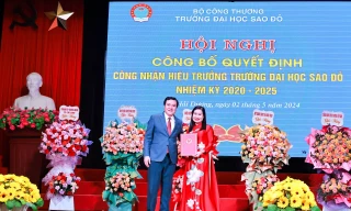Tiến sĩ Nguyễn Thị Kim Nguyên là Tân Hiệu trưởng Trường Đại học Sao Đỏ
