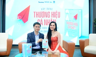 Người đẹp Cao Diệp Anh xuất hiện lộng lẫy tại lễ ra mắt đặc san về xây dựng thương hiệu cá nhân