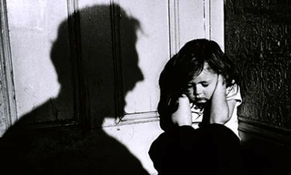 Tội “nuôi” trẻ cho mục đích tình dục