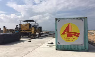 Cienco4 là một trong những doanh nghiệp chủ lực trong sửa chữa, nâng cấp đường băng Tân Sơn Nhất