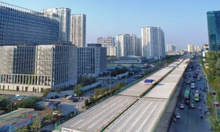 Đoạn vành đai 3 Mai Dịch - cầu Thăng Long đang thi công gần với khu dân cư, các cơ quan nhà nước