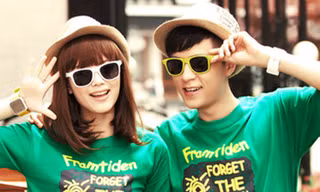 Cùng chàng diện áo đôi xuống phố