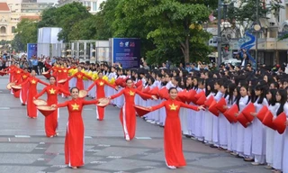 Cấm xe một số đoạn đường trung tâm TPHCM vào cuối tuần 