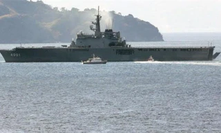 Tàu của Lực lượng Tự vệ Nhật Bản sau vụ va chạm với tàu cá