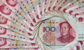 Bị kết án 10 năm tù vẫn thản nhiên đi du lịch?